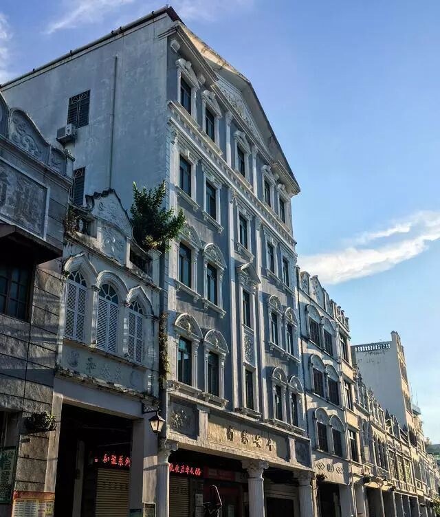 Old Streets of China, Old Buildings, Old Places, Old Flames